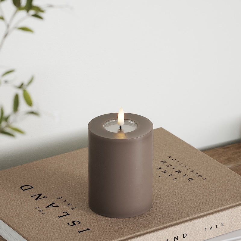 Deluxe Homeart LED blokové světlo Ø 7,5 x 10 cm Mokka