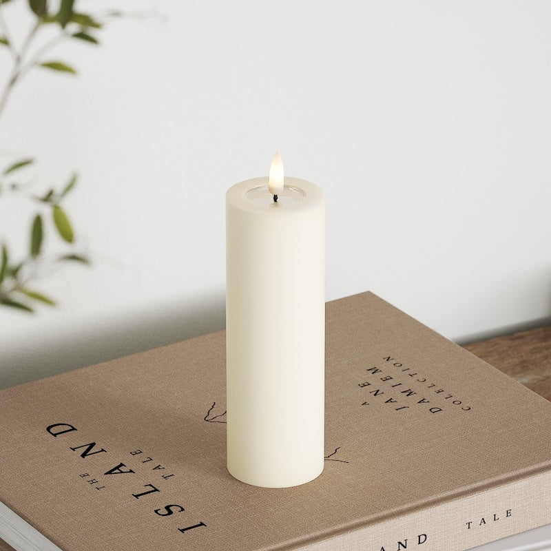 Deluxe Homeart LED bloku gaisma Ø 5 x 15 cm Krēms