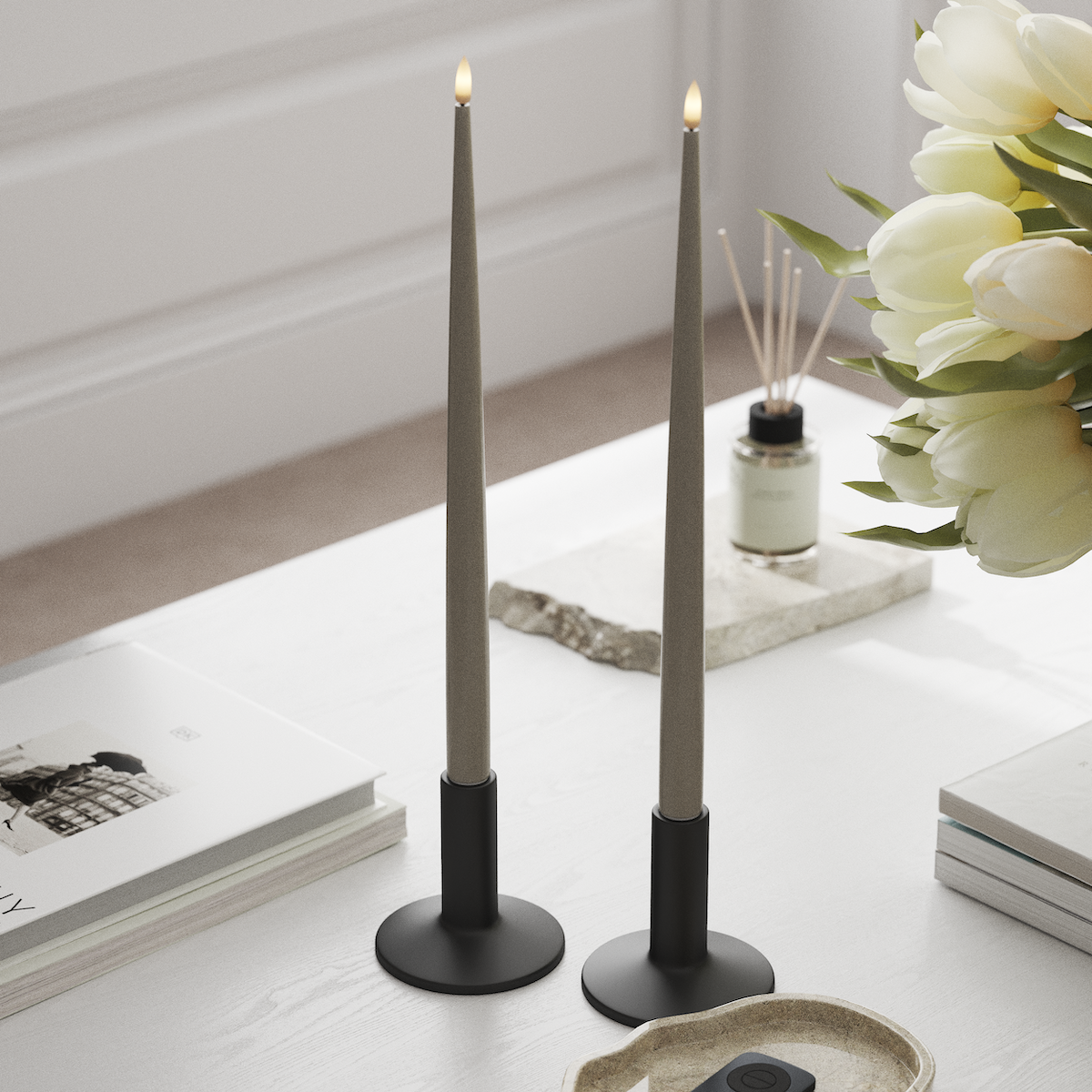 Deluxe Homeart LED sveču gaisma ar Laku, 2 gab 38 cm Smilšu krāsa LED sveces gaisma 1